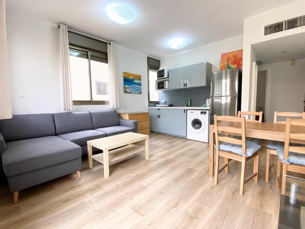 Sea Suites Тел Авив Екстериор снимка