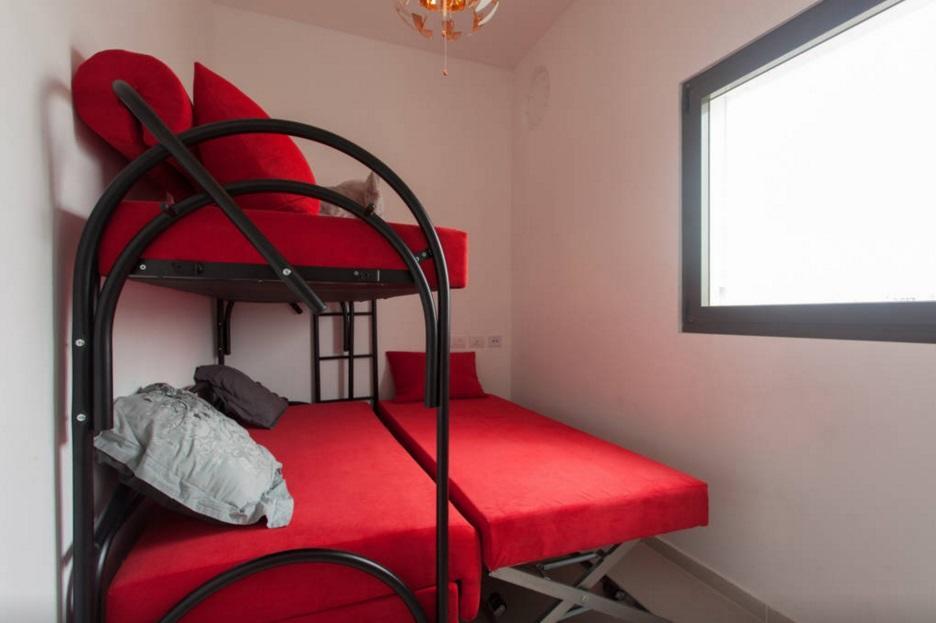 Sea Suites Тел Авив Екстериор снимка