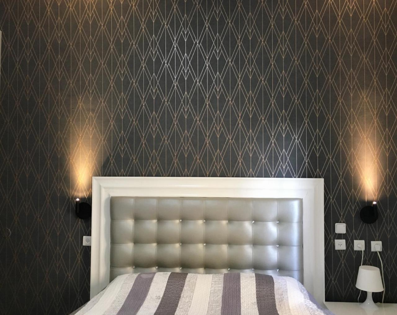 Sea Suites Тел Авив Екстериор снимка